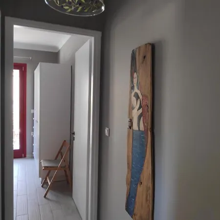 Elia & Choma Apartment *