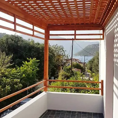 Elia & Choma Apartment
